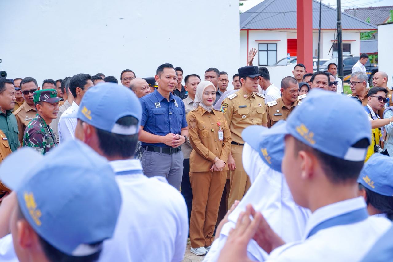 Tinjau SRMA 32 Lampung Selatan, Menko AHY dan Wagub Jihan Pastikan Fasilitas Pendidikan Siap